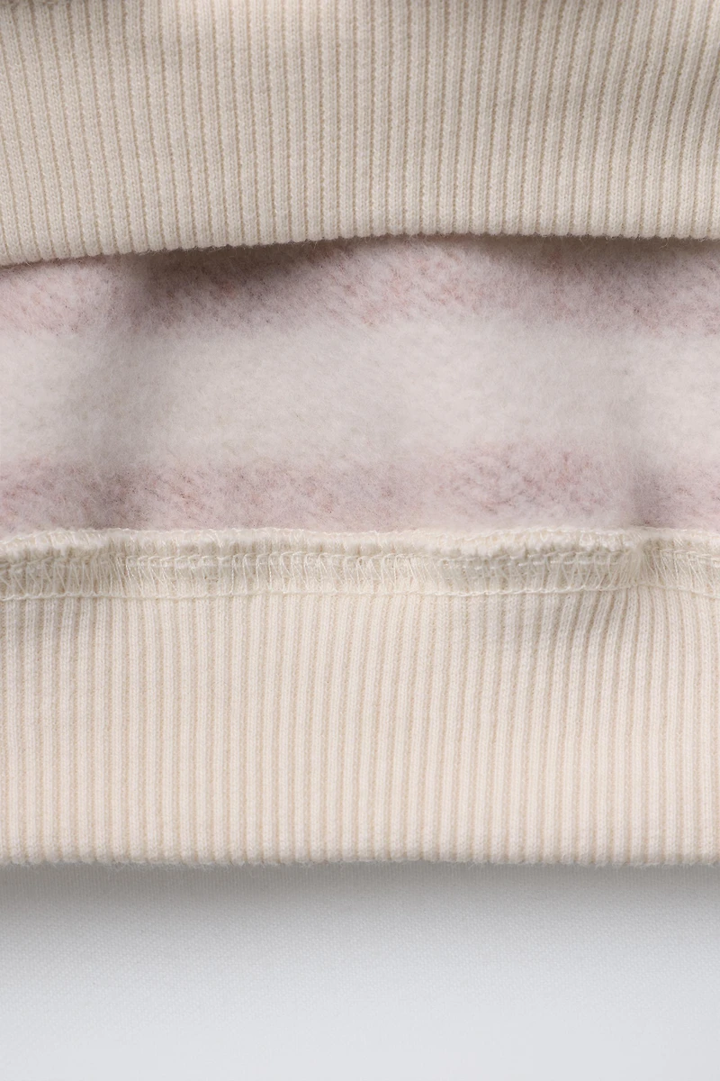 STRIPED EMBROIDERED BEAR SWEATSHIRT