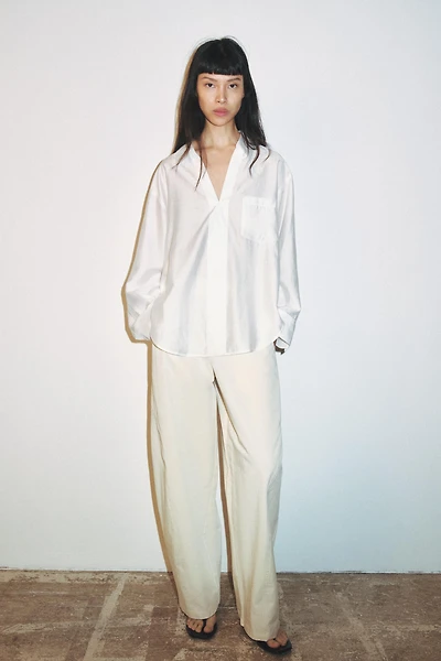 OVERSIZED SATIN EFFECT SHIRT