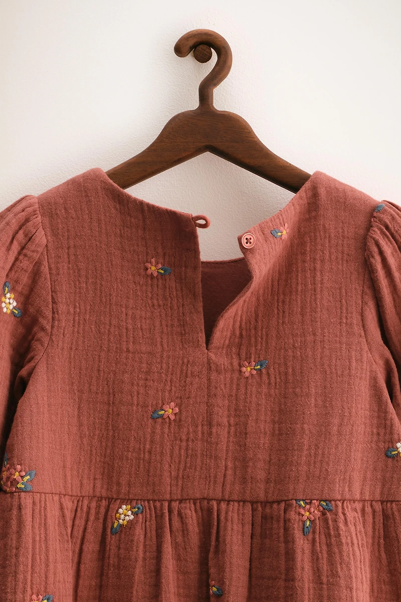 ZARA TIMELESS - ROBE BRODÉE FLEURS