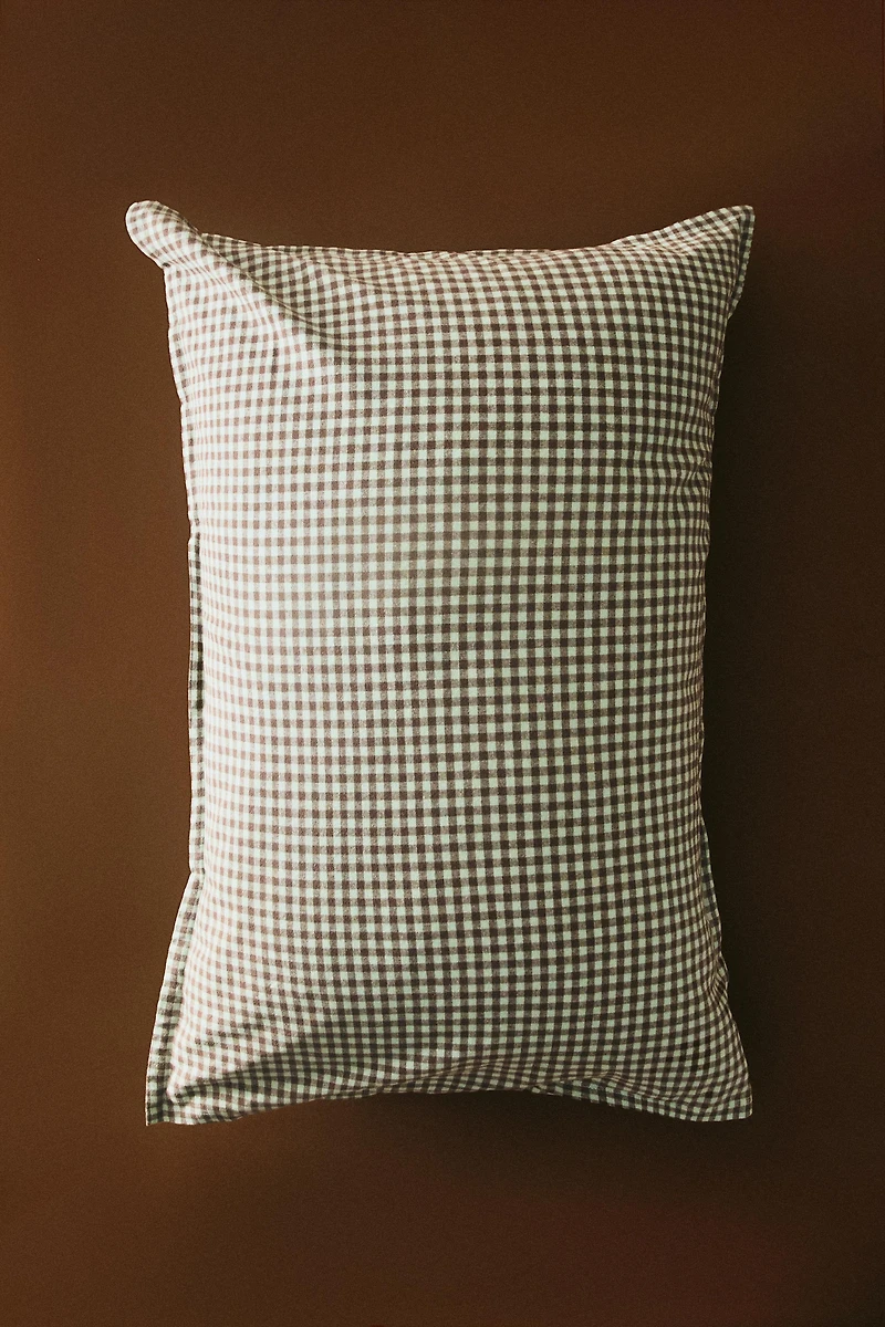 CHILDREN'S GINGHAM PILLOWCASE