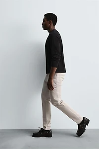 SLIM FIT JEANS