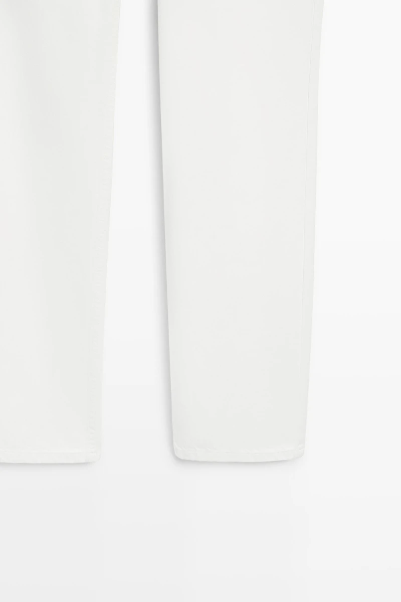 Low-rise straight-leg jeans