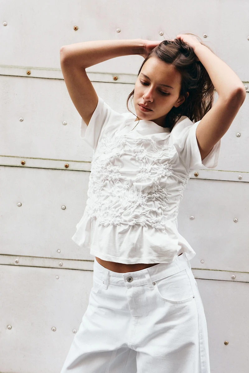 SHORT SLEEVE RUCHED TOP