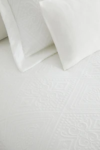 COTTON BEDSPREAD WITH A GEOMETRIC DESIGN