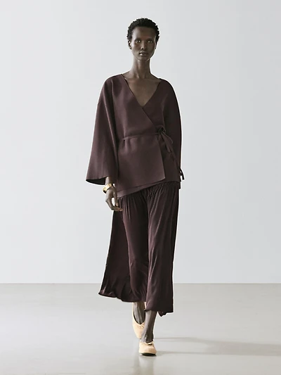 Flowing knit kimono with belt detail