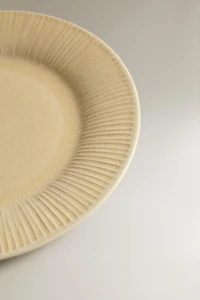 STRIPED STONEWARE DESSERT PLATE