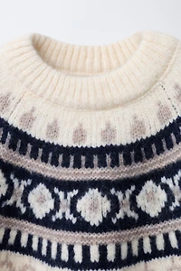 JACQUARD KNIT SWEATER