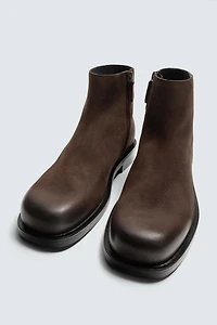 LEATHER LIMITED EDITION BOOTS