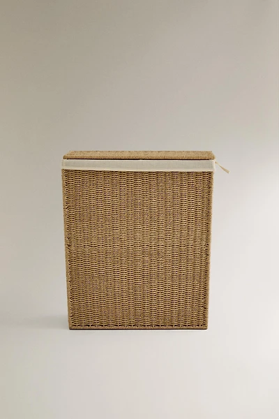 LAUNDRY BASKET WITH TWO COMPARTMENTS