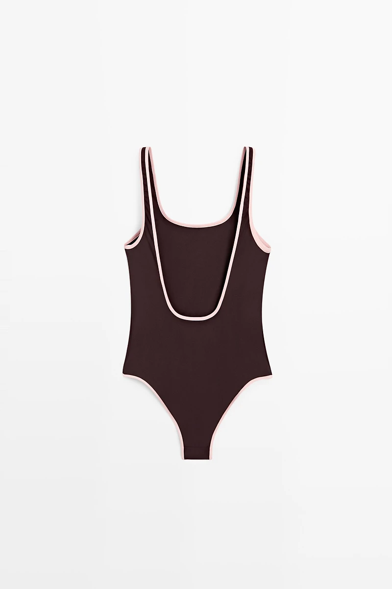Contrast plain swimsuit