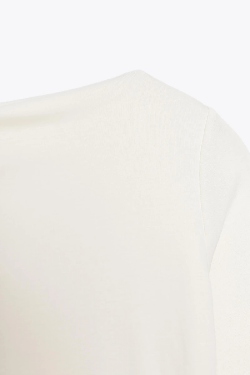 ASYMMETRIC LONG SLEEVE T-SHIRT