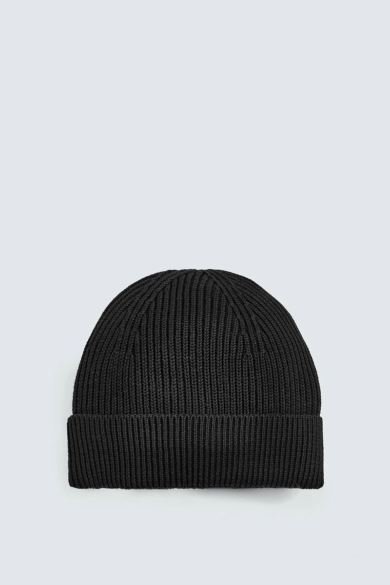 BASIC KNIT HAT