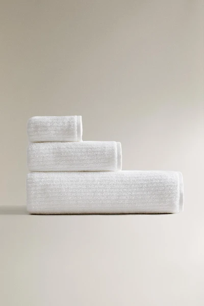 SERVIETTE DE BAIN TEXTURE CÔTELÉE