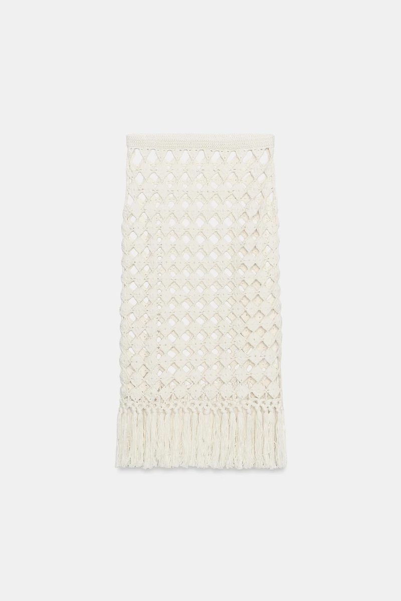 CROCHET FRINGED KNIT SKIRT