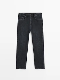 Straight-leg jeans