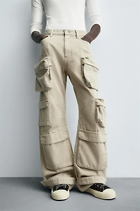 PANTALON CARGO EN DENIM À POCHES