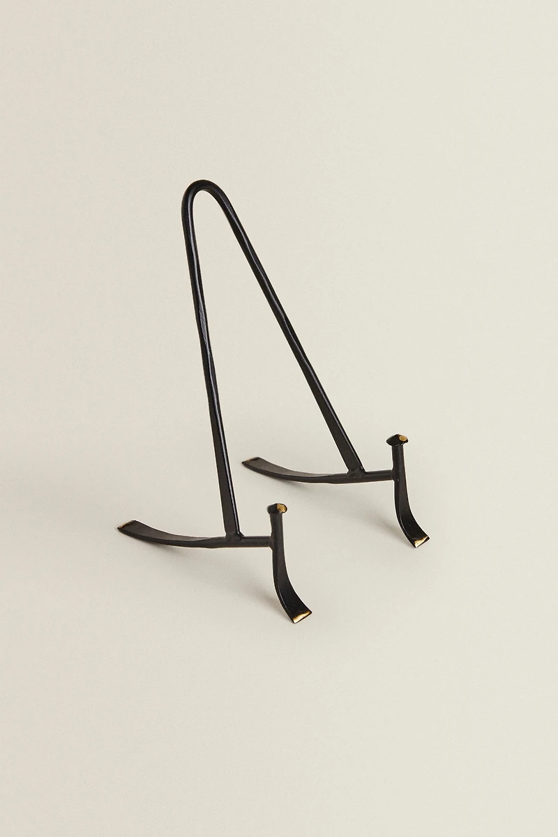 METAL STAND
