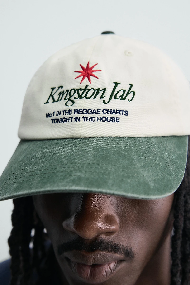 WASHED CONTRAST EMBROIDERED TEXT CAP