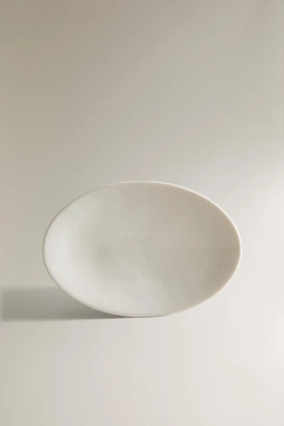 EMBOSSED CERAMIC SOAP DISH