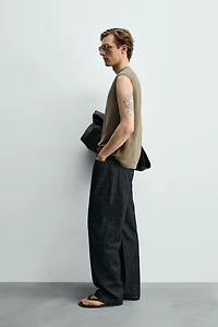 KNIT TEXTURED VEST