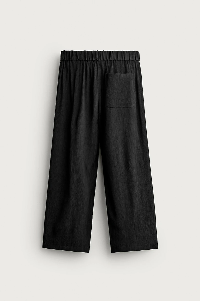 TEXTURED RELAXED FIT PANTS