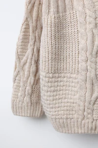 GILET EN MAILLE PATCHWORK