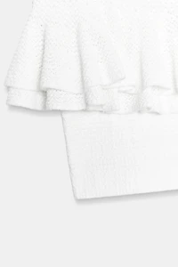 RUFFLED KNIT TOP
