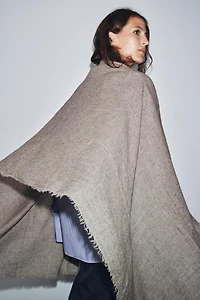 FRINGED WOOL SCARF