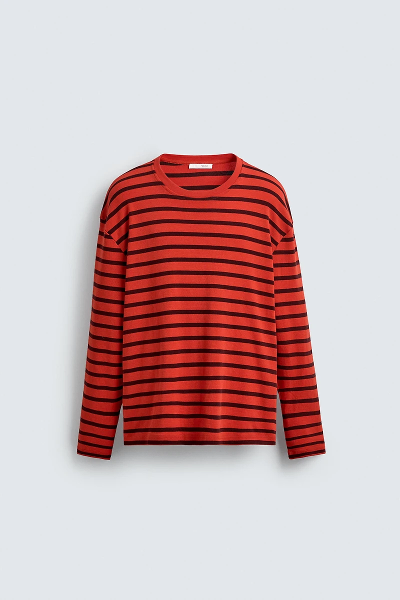 CONTRAST STRIPE T-SHIRT