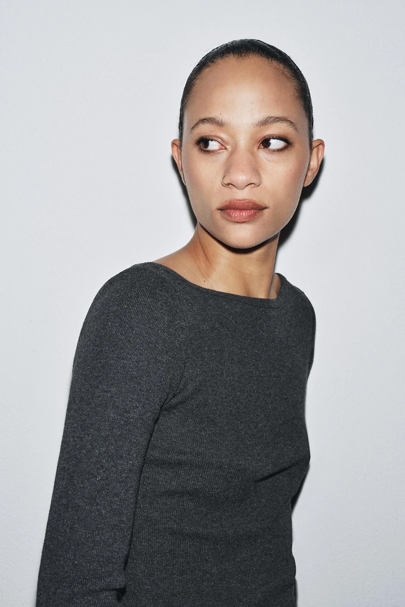 RIBBED BOATNECK T-SHIRT