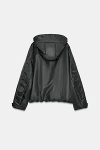 VESTE MATELASSÉE À CAPUCHE DÉPERLANTE ET COUPE-VENT