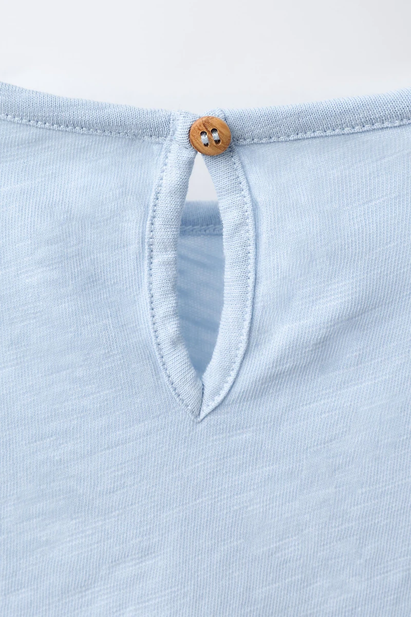 FLORAL EMBROIDERED T-SHIRT