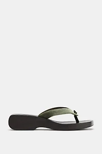 VELVET EFFECT WEDGE SANDALS