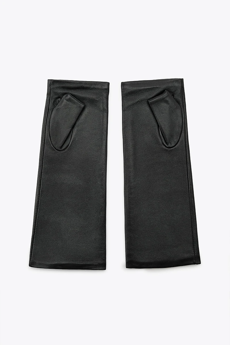 100% LEATHER FINGERLESS GLOVES