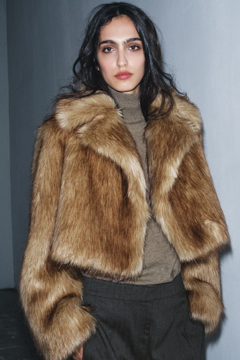 ZW COLLECTION FAUX FUR CROPPED JACKET