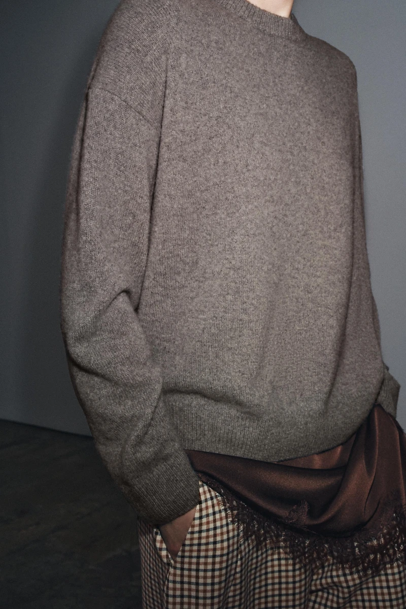 PULL CACHEMIRE ET LAINE MANCHES LONGUES