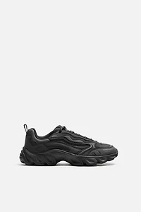 THICK-SOLED SNEAKERS