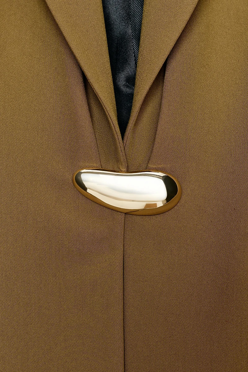 TAILORED BLAZER WITH GOLDEN HARDWARE