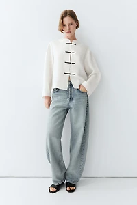 100% linen flowing shirt with button detail
