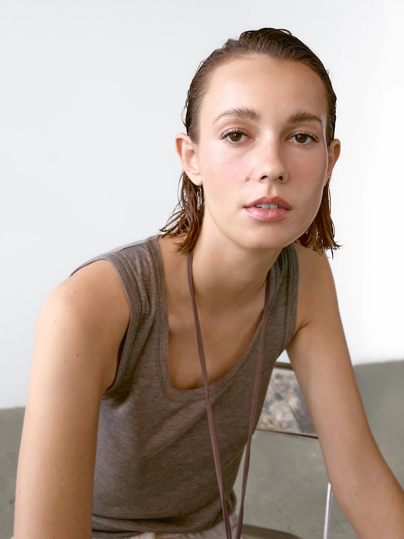 Round neck top with seam details