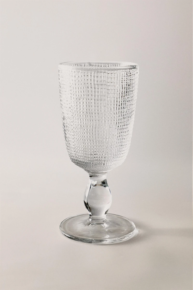 VERRE À PIED RELIEF