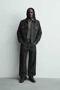 LOOSE FIT JEANS