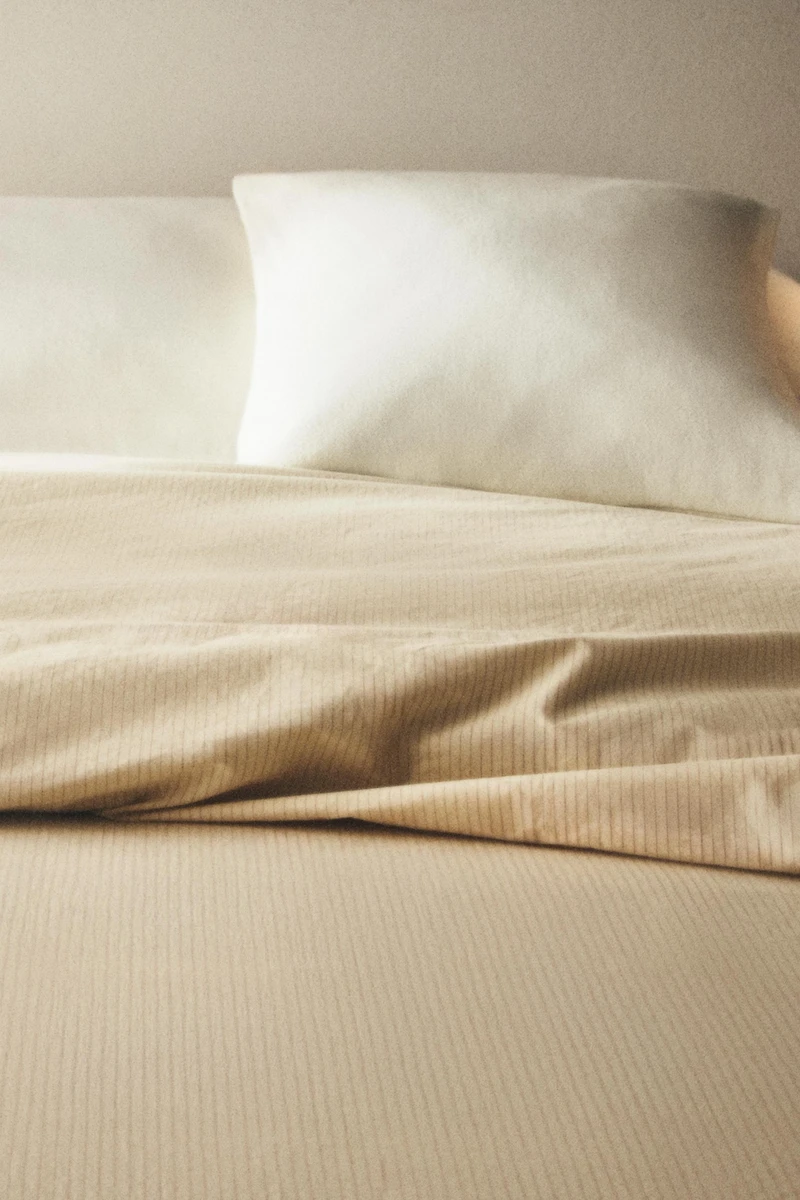 STRIPED PRINT DUVET COVER