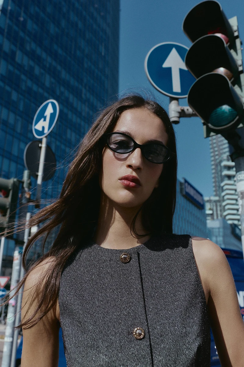 BELTED MARLED KNIT VEST TOP