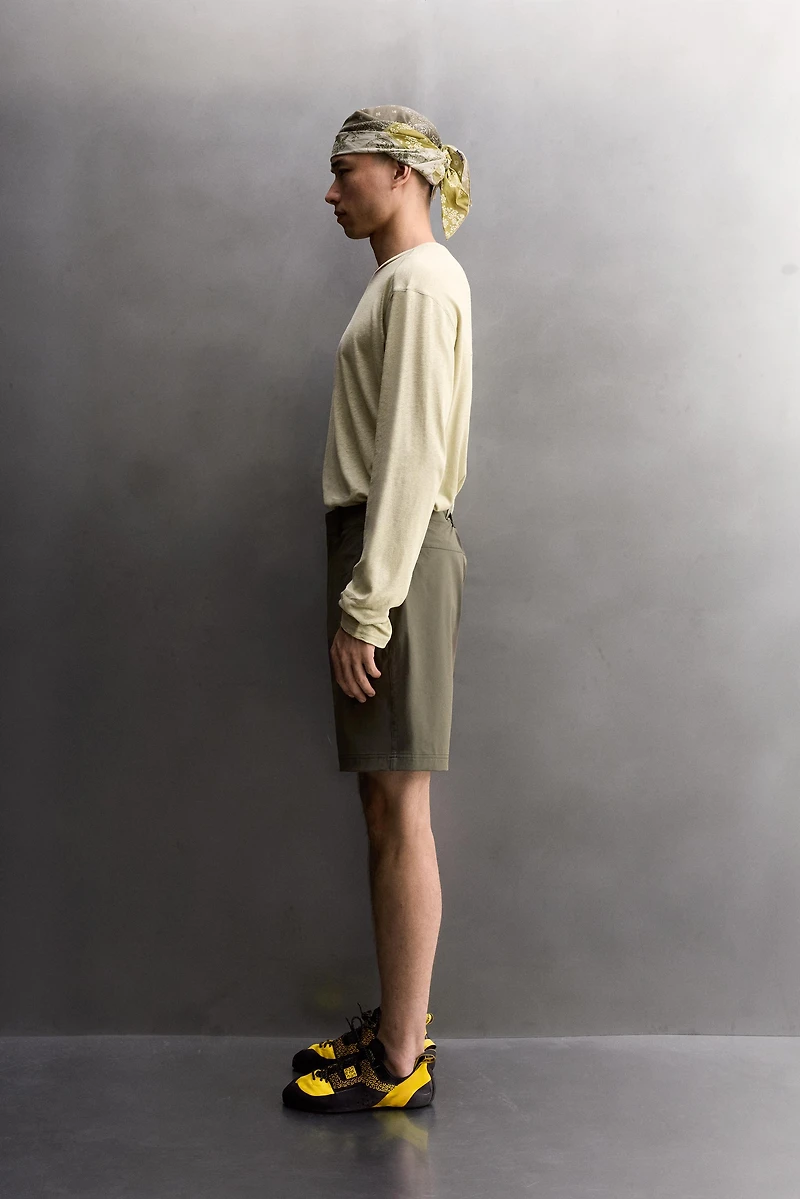 LIGHTWEIGHT LINEN COTTON BLEND T-SHIRT