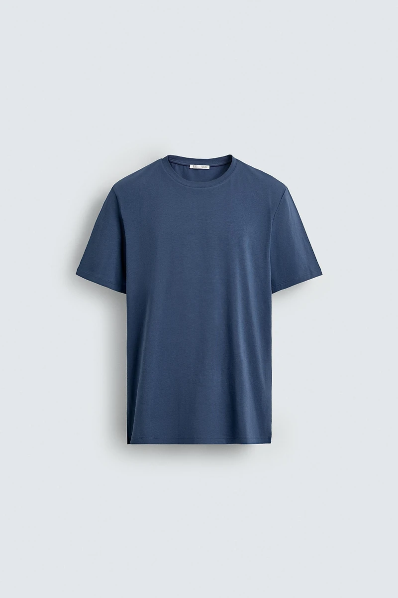 BASIC SLIM FIT T-SHIRT /01