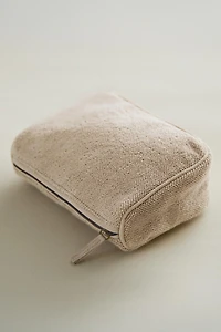 MEDIUM TOWEL TOILETRY BAG