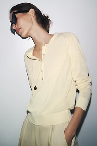 PULL EN MAILLE UNIE