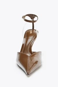 CHAUSSURES À TALONS EFFET VERNI