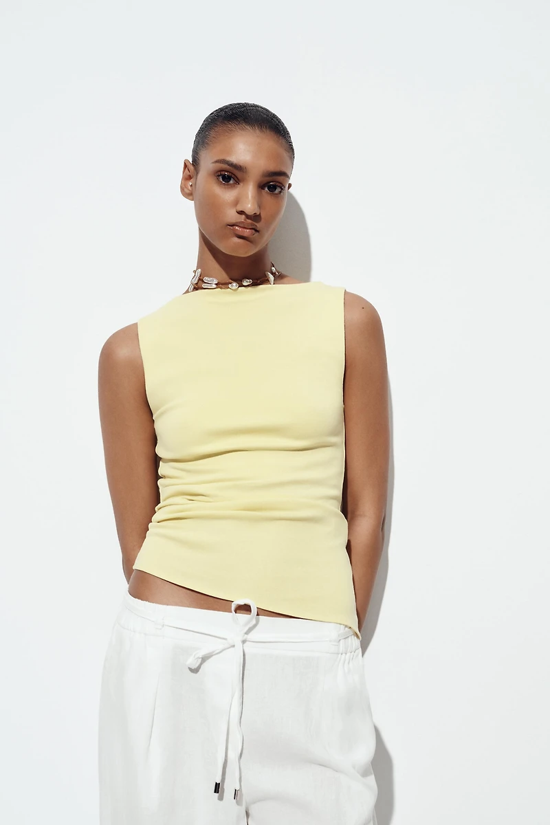 ASYMMETRICAL RUCHED T-SHIRT